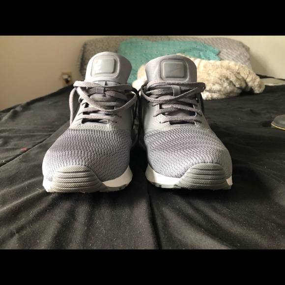 Nike Air Max Tavas - Picture 3 of 4